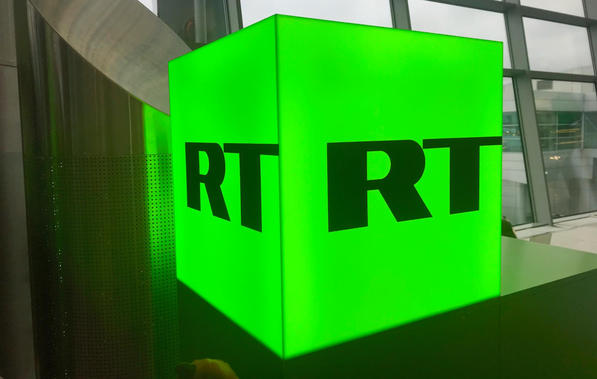 Раша сми. Телеканал RT. Russia today логотип. Телеканал RT логотип. Телеканал раша Тудей.