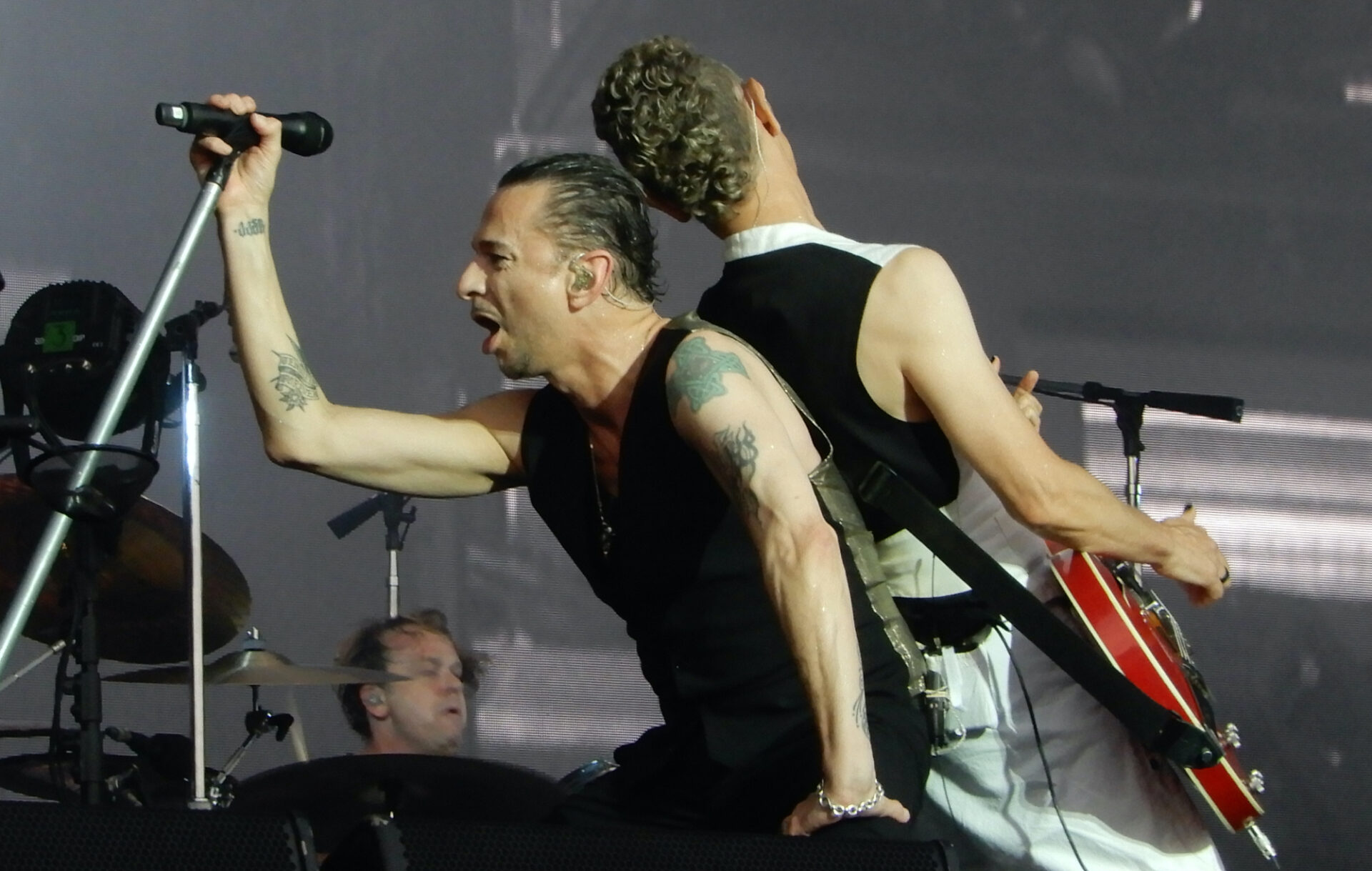 Depeche Mode (@depechemode) • Instagram photos and videos