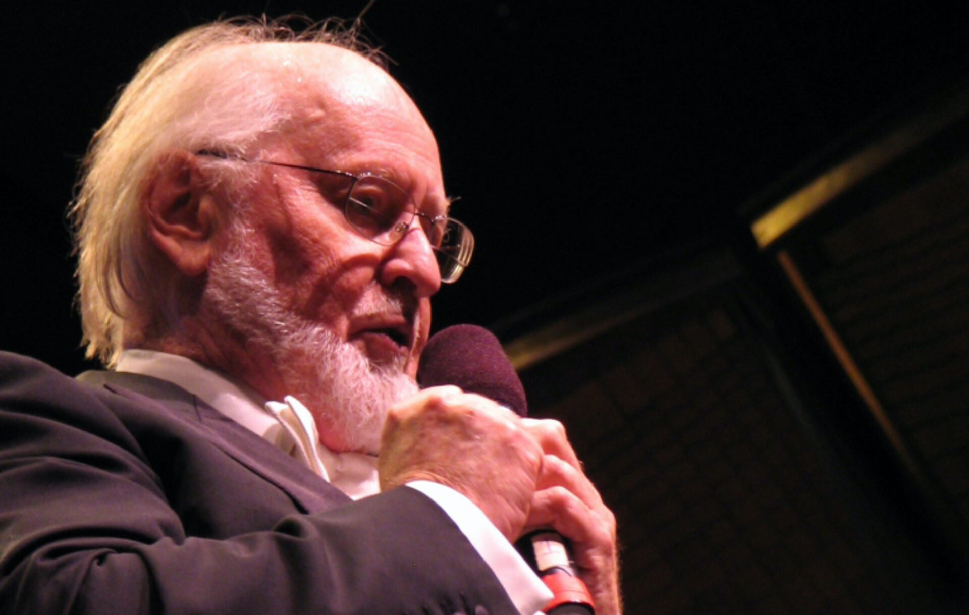 John Williams reportedly knighted by the Queen before her death