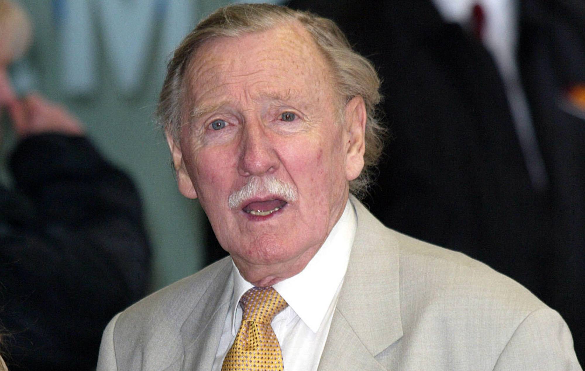 British Screen Icon And 'Harry Potter' Star Leslie Phillips Dead At The ...