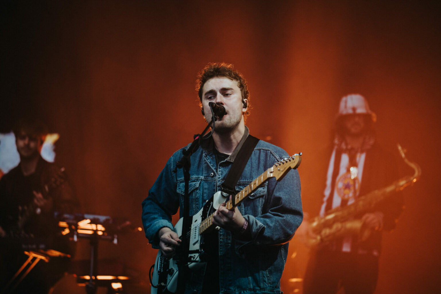 Sam Fender shares new track 'Wild Long Lie' as he gears up to start UK