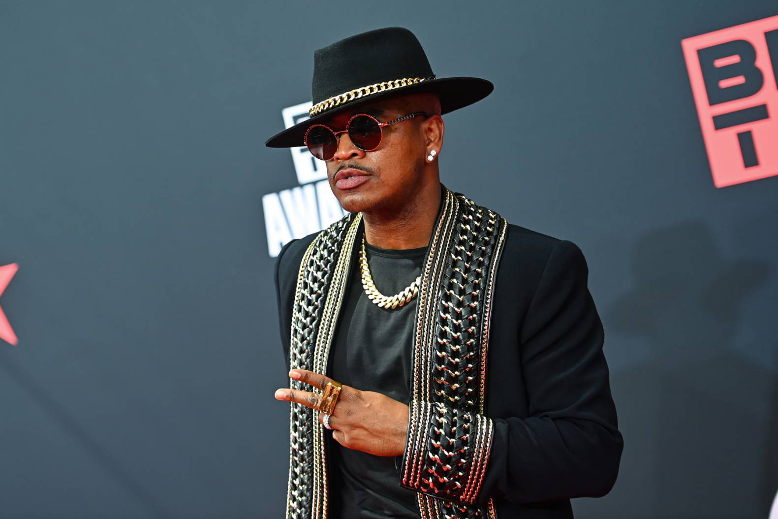 Ne-Yo renounces apology, doubles down on controversial gender identity  comments